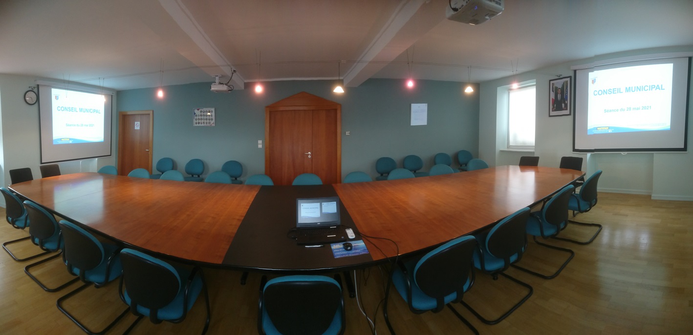 Salle-conseil-municipal
